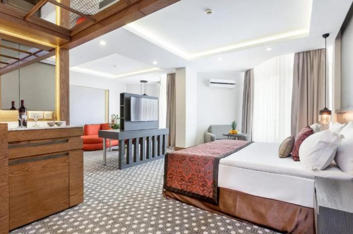 Salamis Bay Conti Resort Hotel & Casino Famagusta  Pokój zdjęcie Suite