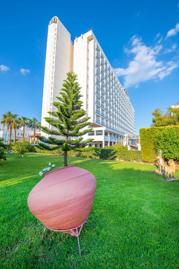 Salamis Bay Conti Resort Hotel & Casino Famagusta  Zewnętrze zdjęcie The hotel in 2016